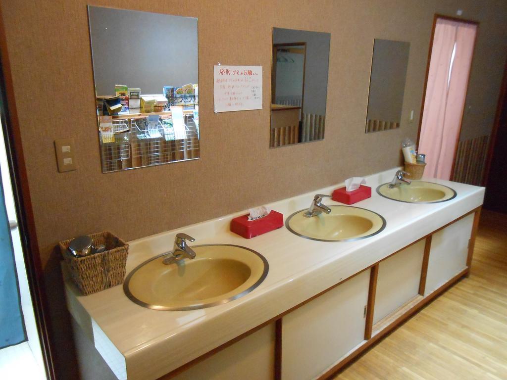 Biwa Monogatari Hotel Atami  Bagian luar foto