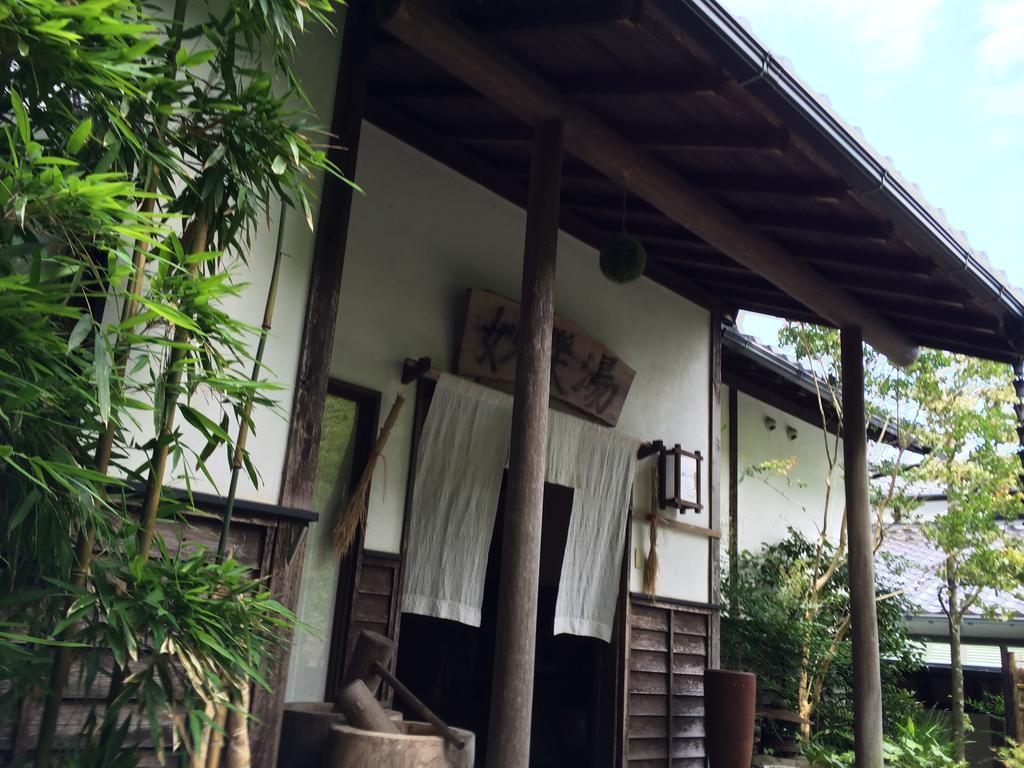 Biwa Monogatari Hotel Atami  Bagian luar foto