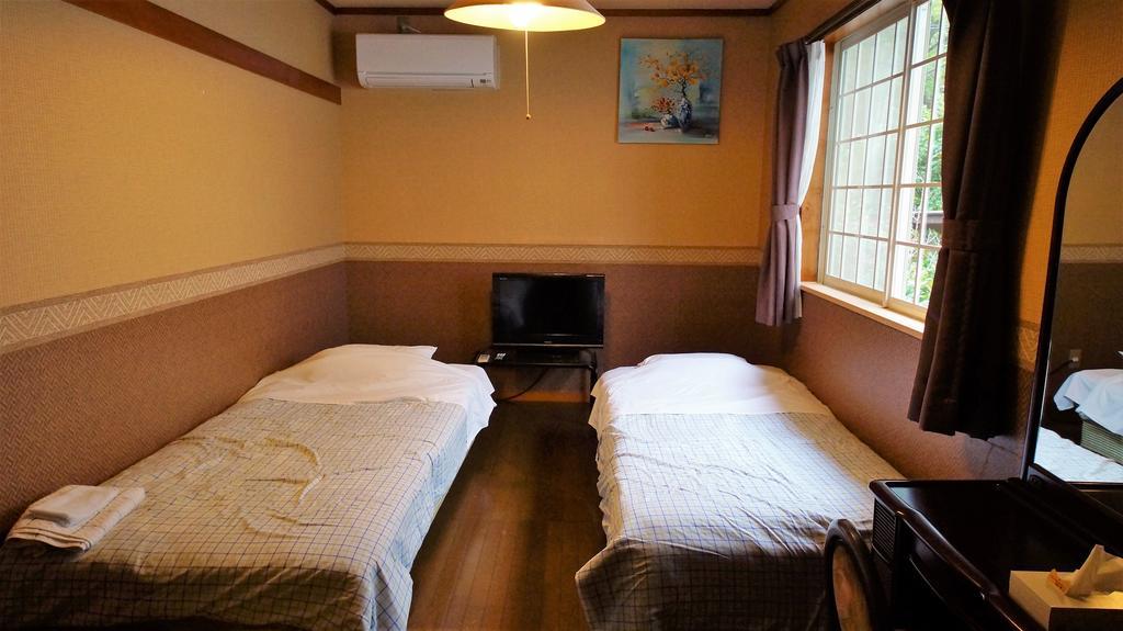Biwa Monogatari Hotel Atami  Bagian luar foto
